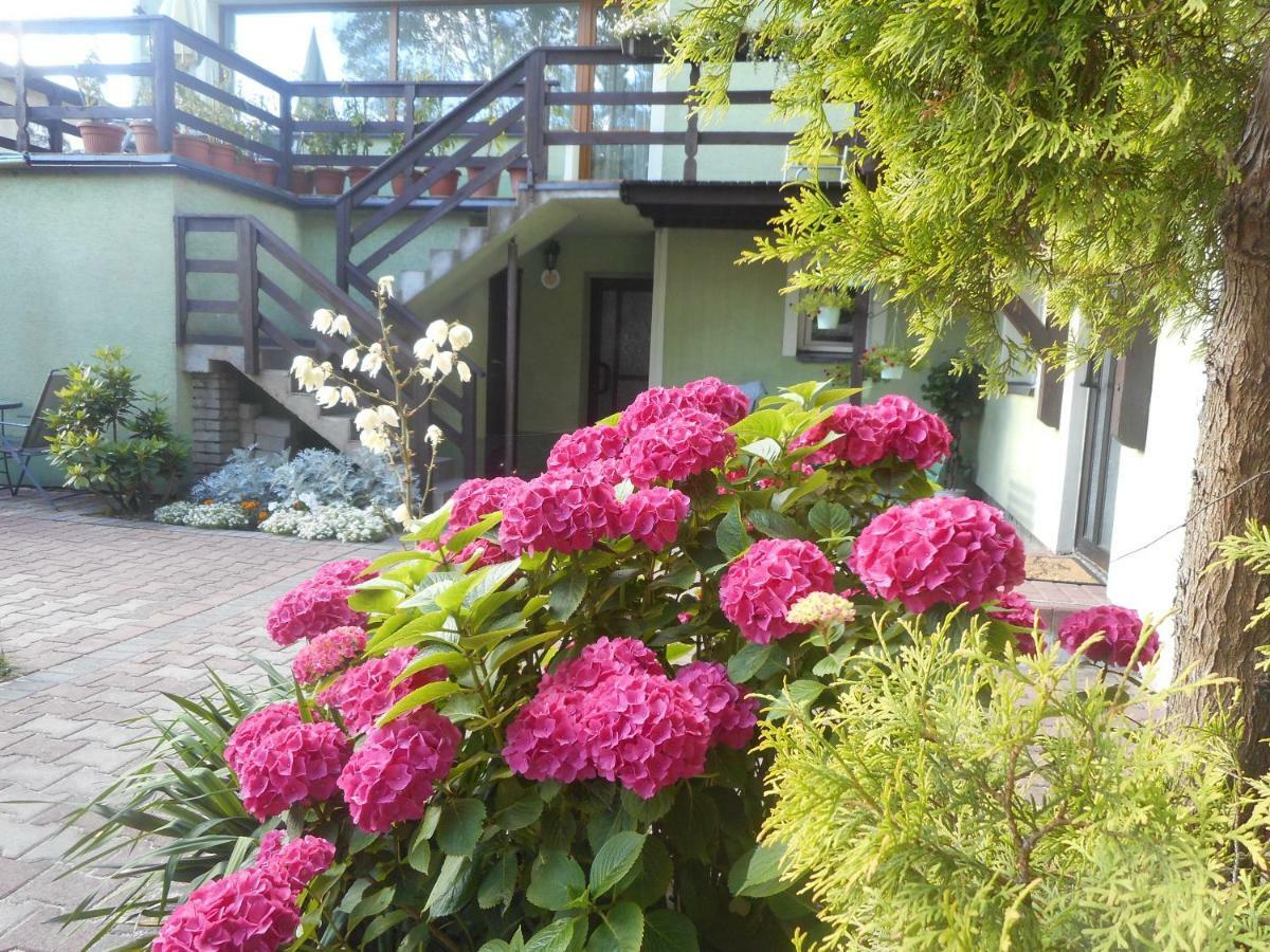 Villa Karo Leba Exterior photo
